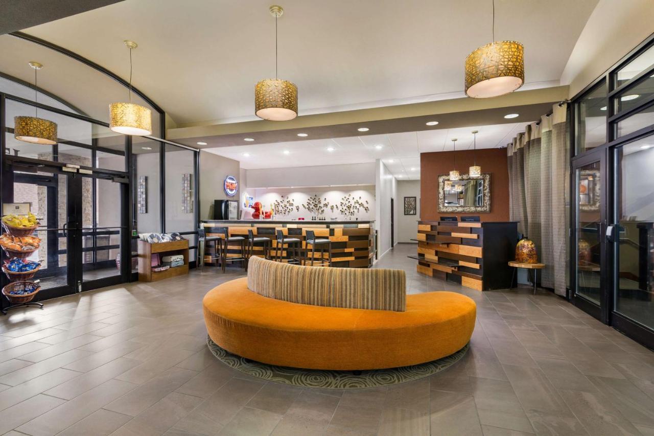 Revel Hotel Minot - Surestay Collection By Best Western Kültér fotó