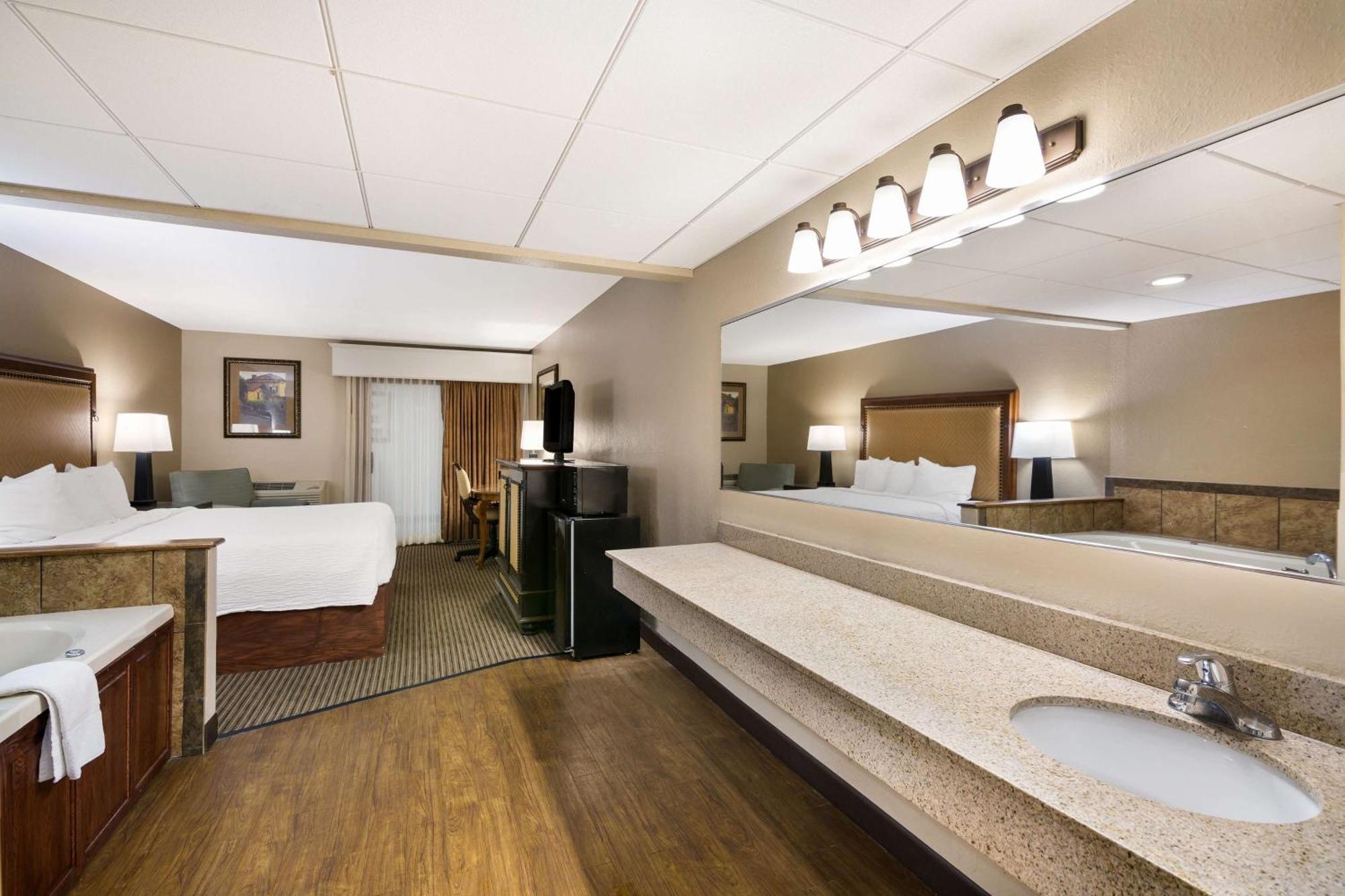 Revel Hotel Minot - Surestay Collection By Best Western Kültér fotó